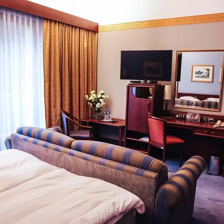 Park Diament Hotell 4*