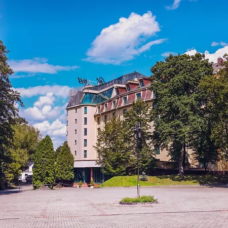 Отель Park Diament
